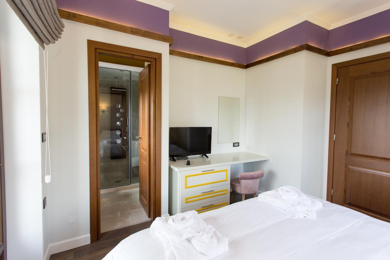 Abi Luxury Villas Monodendri Bilik gambar