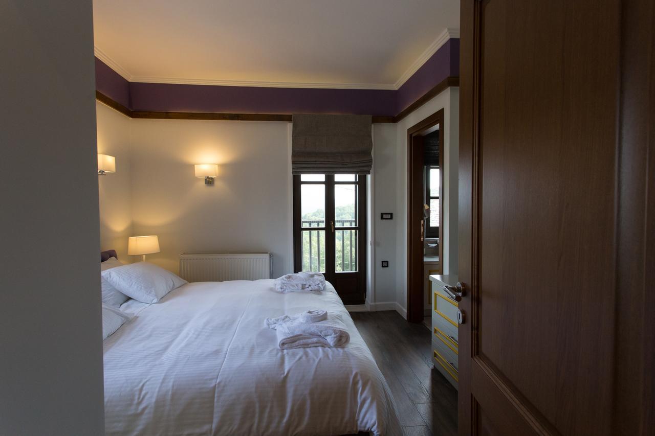 Abi Luxury Villas Monodendri Bilik gambar